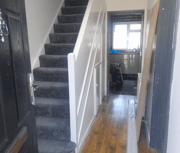 1 bedroom in a house share to rent - Photo 6