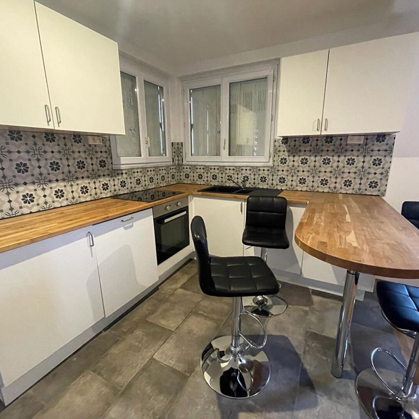 MAISON - SARTROUVILLE, - Photo 1