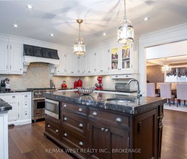 For Lease - 393 Maple Leaf Drive, Toronto, Ontario - Photo 4