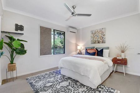 Coastal Living with Solar ! - Photo 4