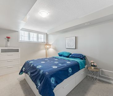 For Lease - 82 Abela Lane, Ajax, Ontario - Photo 5