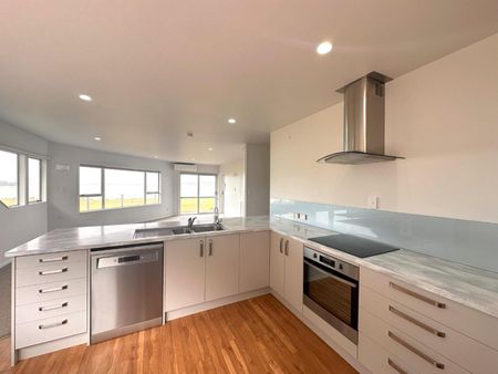 Harbour views at Harbour View - Photo 5