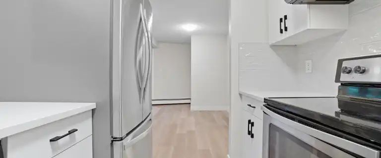Beautiful Renovated 2 Bedroom Condo downtown for Rent! | 6 - 10160 119 Street Northwest, Edmonton - Photo 1