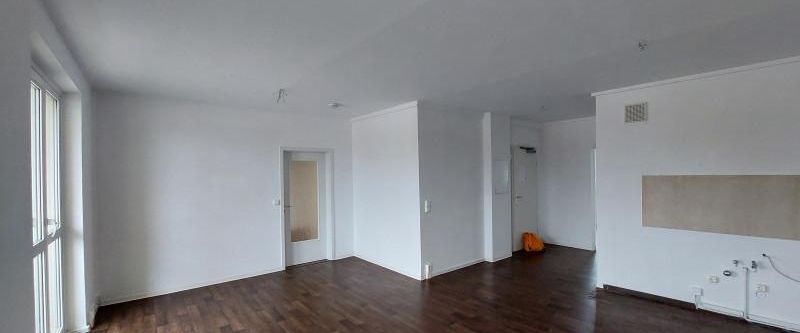 Große Familienwohnung / 2 Balkone / Modern - Photo 1