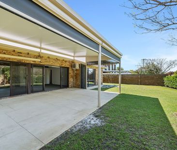 A Rare Blend of Space, Comfort and School Zone Appeal - Photo 6