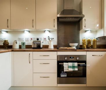 2 bedroom semi-detached house to rent - Photo 6