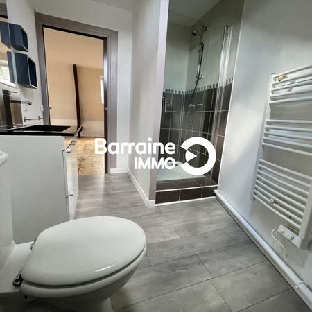 Location appartement à Hennebont, 2 pièces 39.71m² - Photo 3