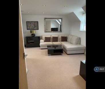 2 bedroom flat to rent - Photo 2