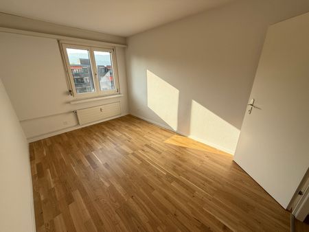3 Zimmer, 79 m², 4. Stock - Photo 3