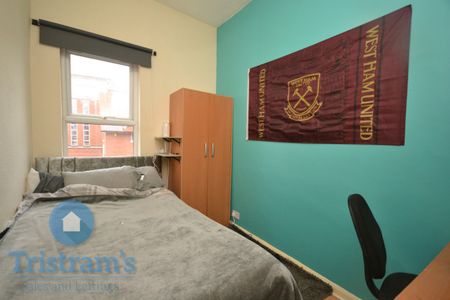 6 bed Semi-Detached House for Rent - Photo 2