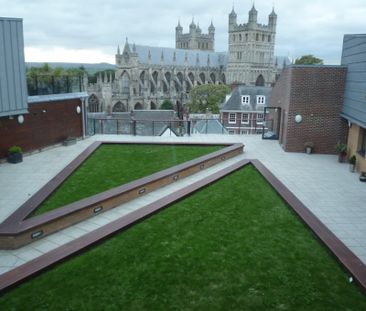 2 bed Apartment - To Let - Photo 4