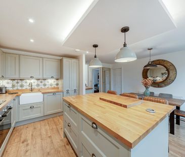 2 bedroom apartment to rent - Photo 6