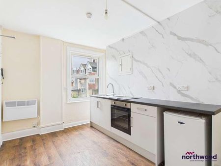 Hyde Road, Eastbourne, BN21 - Photo 5