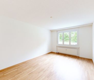 Grosszügige Wohnung im Hochparterre mit Balkon - Foto 3