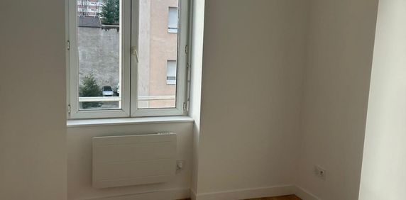 Appartement 2 pièces à louer St Étienne - 42000 / Réf: LA4057-COMPANY39997BYE - Photo 2