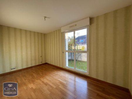 Location Appartement 3 pièces 82m² LAVAL 53000 - Photo 3
