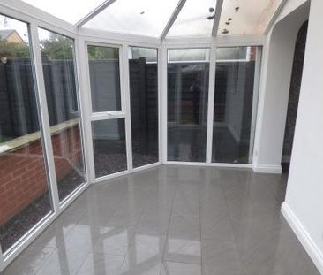 2 bedroom semi-detached house to rent - Photo 4