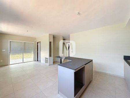 Location Appartement 3 pièces 63m² MATOURY 97351 - Photo 4