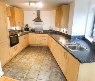 3 bedroom apartment to rent - Photo 3