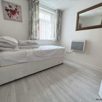 2 bedroom property to rent in Blackpool - Photo 1