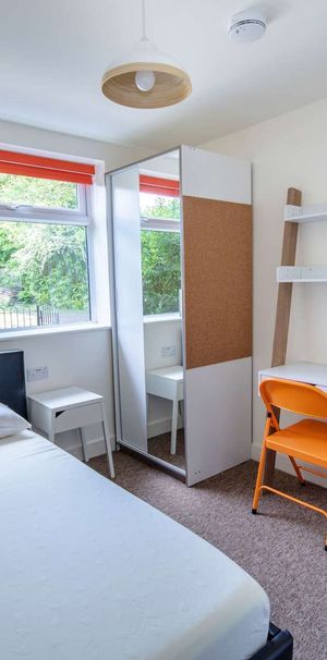 Great double room available WD25 Room 2 - Photo 1