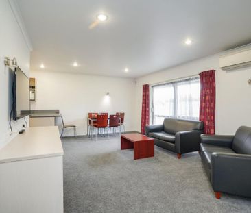 8C Camden Street, Turnbull Thomson Park - Photo 2