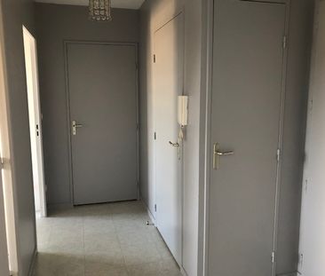 Location Appartement 2 pièces 45m² ROUEN 76000 - Photo 5