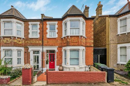 3 bedroom maisonette to rent - Photo 3