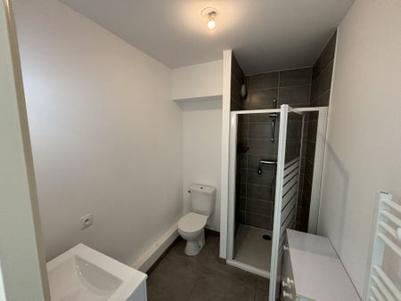 Location Appartement 1 pièce 24m² AMIENS 80000 - Photo 2