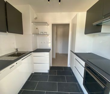 Location Appartement 3 pièces 64m² - Photo 4