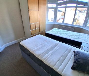 The Westering, Cambridge £1,750 pcm ⓘ The monthly or weekly payment... - Photo 2