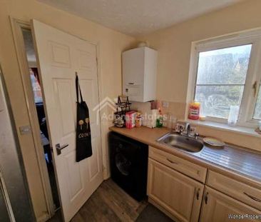 2 bedroom property to rent in Dewsbury - Photo 6