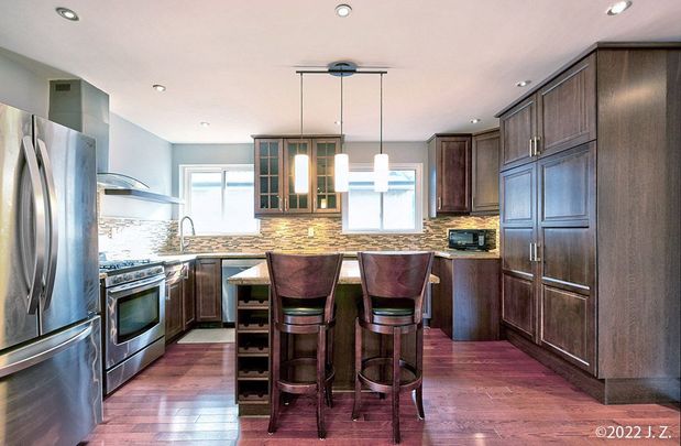 For Lease - 320 Rathburn Road Unit# UPPER, Toronto, Ontario - Photo 1