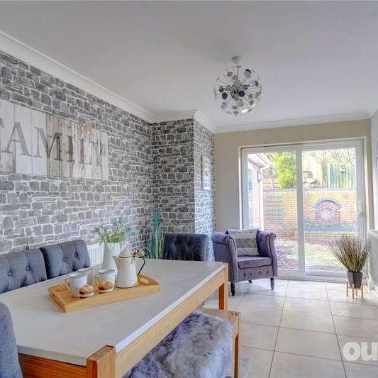 The Glen, Linthurst Newtown, Blackwell, Bromsgrove, B60 - Photo 1