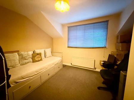 2 bedroom terraced house to rent - Photo 3