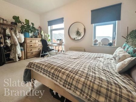 1 bedroom in a house share to rent - Photo 4