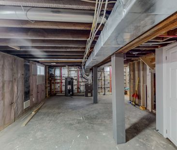 For Lease - 4357 Seneca Street, Niagara Falls, Ontario - Photo 4