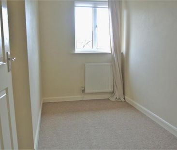 Park Lane, Oakham, LE15 - Photo 4