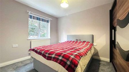 Parkside Place, Staines-upon-thames, Surrey, TW18 - Photo 5