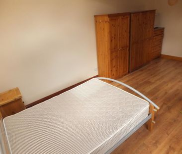 Flat 2, 34 Tates Avenue, Belfast, BT9 7BY - Photo 3