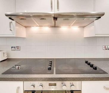 College Road, Canterbury, CT1 - Photo 2