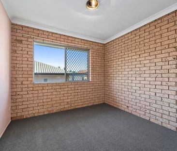 Spacious Unit - Ideal Location - Photo 2