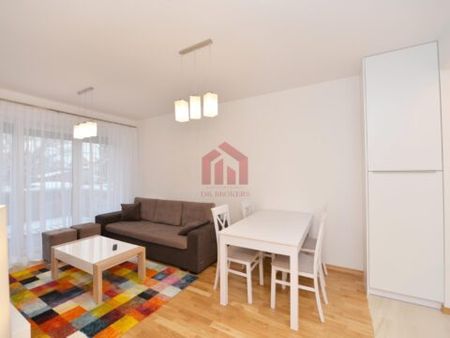 Mieszkanie z klimatyzacją, komórka i miejsce postojowe - Zdjęcie 3