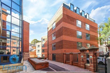 1 bedroom in a house share to rent - Photo 5