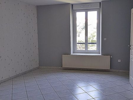 Location Appartement 3 pièces 72 m2 à Baccarat - Photo 4