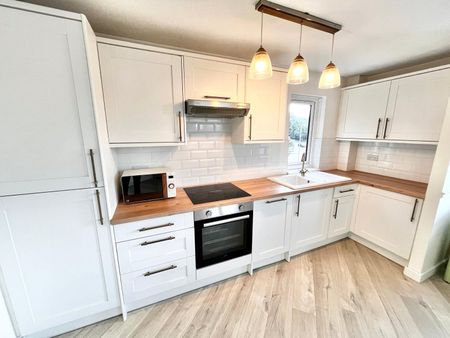 Lundy Close, Southend-on-Sea, Essex, SS2 6HB - Photo 4
