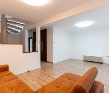 Semi-detached house in dist.2. - Fotó 3