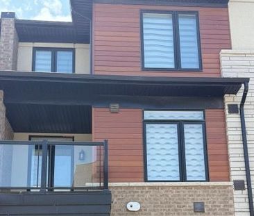 For Lease - 590 N Service Road Unit# 132, Hamilton, Ontario - Photo 1