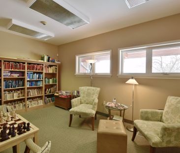 For Lease - 658 Johnston Park Avenue, Collingwood, Ontario - Photo 4