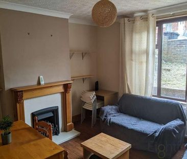 Coombe Road, Brighton, BN2 - Photo 1